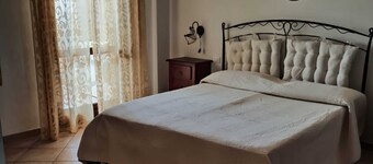 Apartment 'Tuveri' with Private Terrace and Air Conditioning