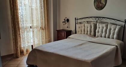 Appartement 'Tuveri' avec Terrasse Privée et Climatisation