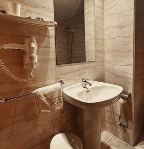 Standard Double or Twin Room, Balcony, City View | Bathroom | Soap, shampoo, toilet paper