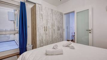 2 Schlafzimmer, Bügeleisen/Bügelbrett, WLAN, Bettwäsche