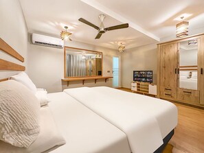 Classic-Zweibettzimmer, Blick auf den Innenhof | Hochwertige Bettwaren, individuell dekoriert, individuell eingerichtet