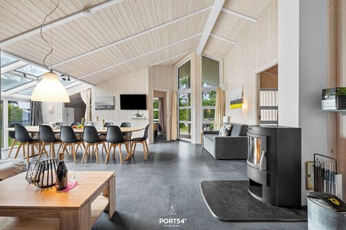 Hellig Hus am Strand - Whirlpool, Finnish sauna, 2 showers, wood-burning stove,