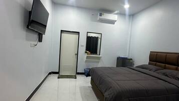 Standaard kamer | Een minibar, extra bedden, gratis wifi, beddengoed