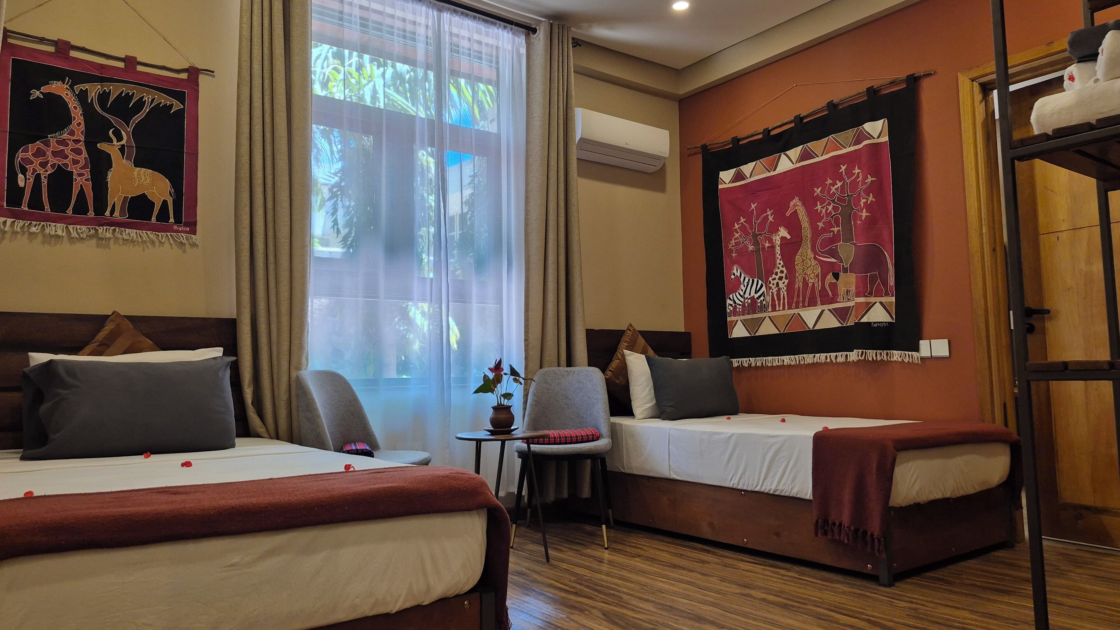 Ropa de cama de alta calidad, colchones Tempur-Pedic y wifi gratis 