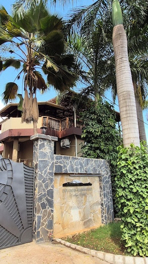 Entrada da propriedade