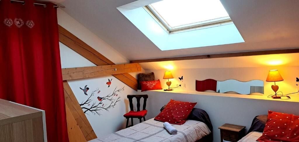 Chambre Quadruple, balcon, vue montagne | Wi-Fi gratuit