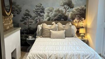 House, 4 Bedrooms, Balcony, City View | 4 bedrooms
