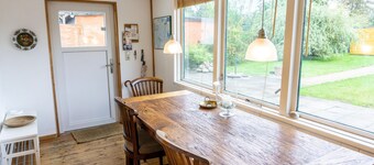 Comfortable vacation home Heimathafen for 5 with garden and terrace in Tönning