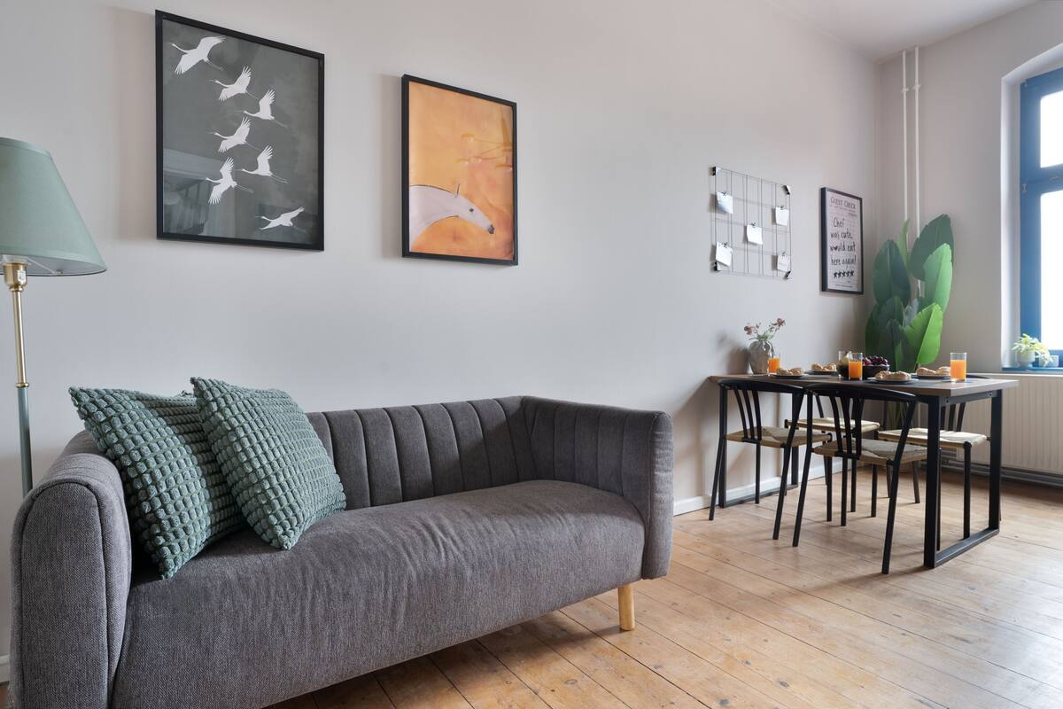 Deluxe Apartment, 2 Bedrooms | Living area