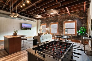 Spielezimmer
