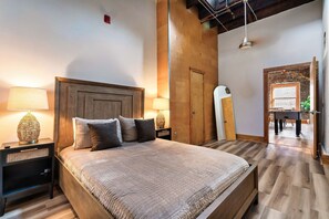 2 bedrooms, iron/ironing board, travel crib, WiFi