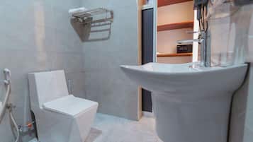 Standard Single Room | Bathroom | Shower, hair dryer, towels, soap