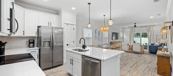 4BR & Pool Walk to Beach | Good Morning Rentals