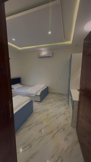 Comfort Villa, Valley View | Hypo-allergenic bedding, minibar, blackout drapes, bed sheets - Al-Mutawa Residential Countryside Resort (Al Mandaq)