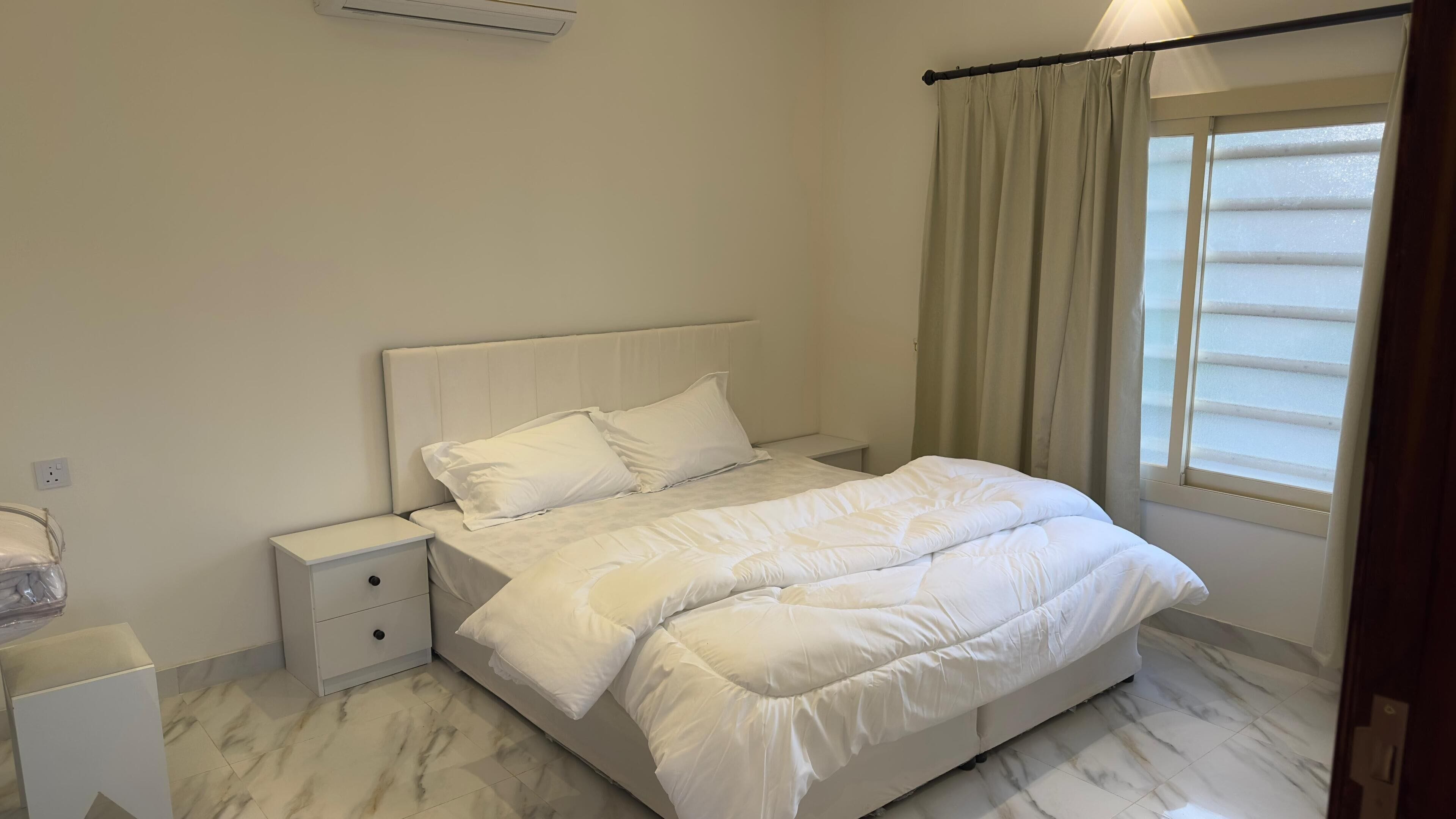 Comfort Villa, Valley View | Hypo-allergenic bedding, minibar, blackout drapes, bed sheets