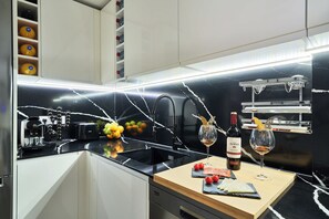 Fridge, microwave, oven, stovetop