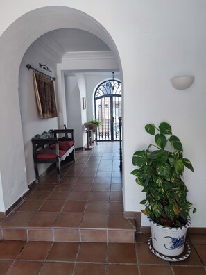 Interior - Country House 'Medina' with Private Pool, Private Terrace and Wi-Fi (Agón)