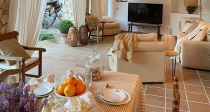 Country House 'Medina' with Private Pool, Private Terrace and Wi-Fi