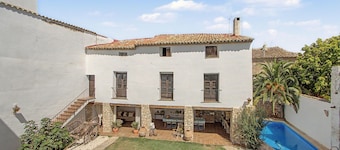 Country House 'Medina' with Private Pool, Private Terrace and Wi-Fi