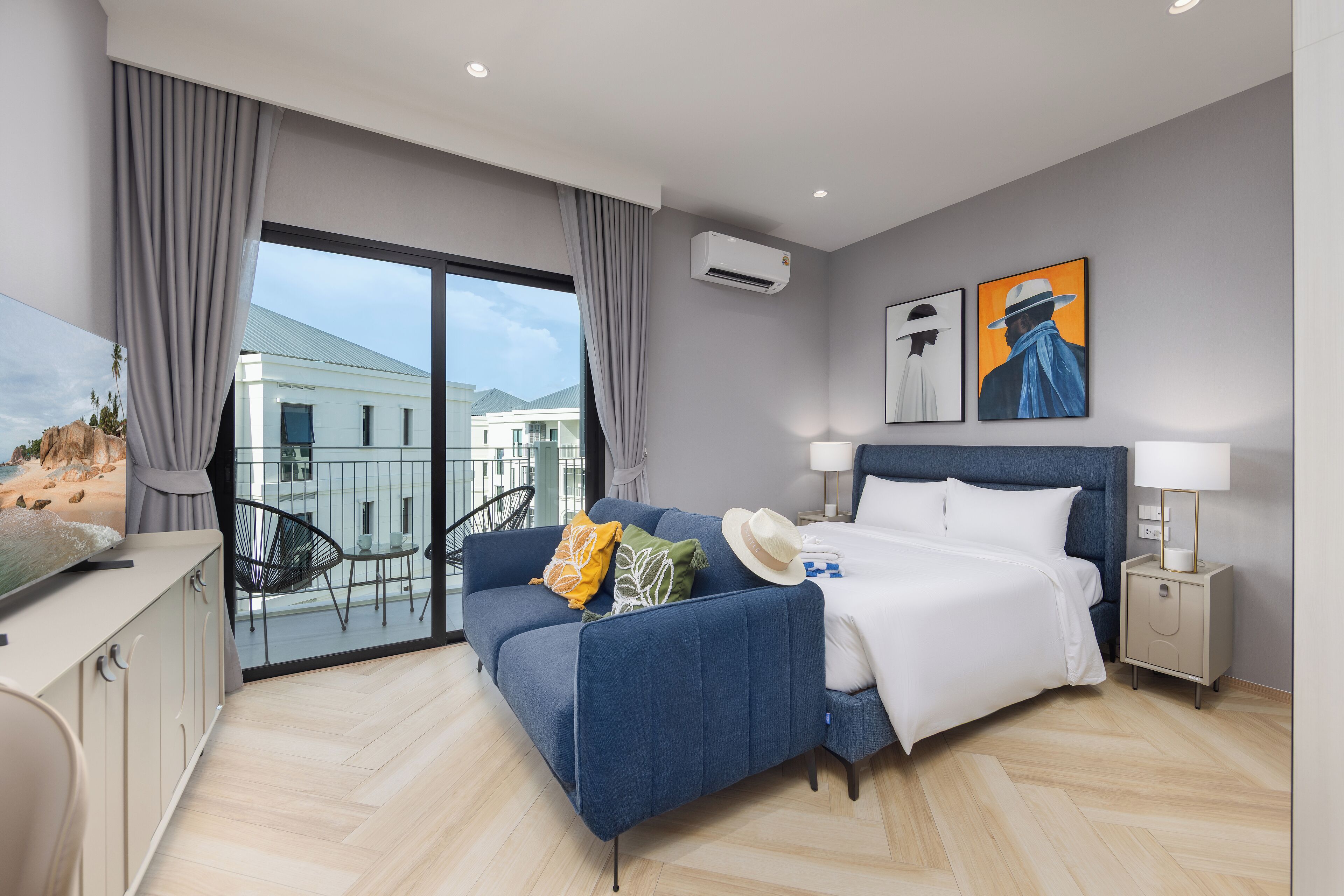 Exclusive Studio Suite | Free WiFi, bed sheets