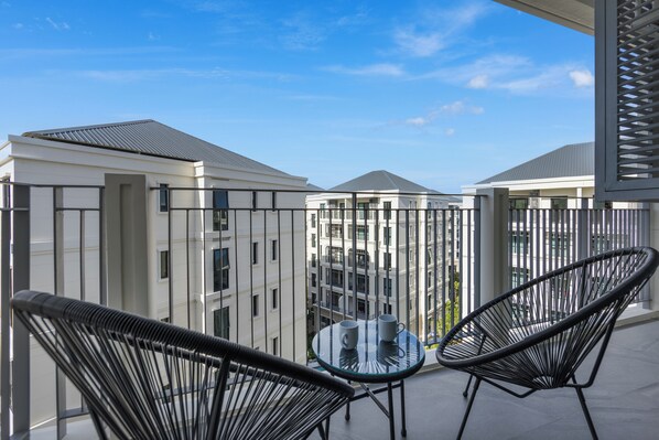 Exclusive Studio Suite | Balcony