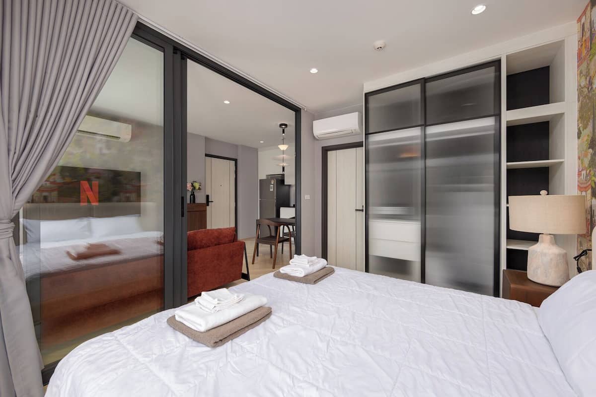 Suite Exclusive, balcon, vue lagon | Espace de travail pour ordinateur portable, Wi-Fi gratuit, draps fournis