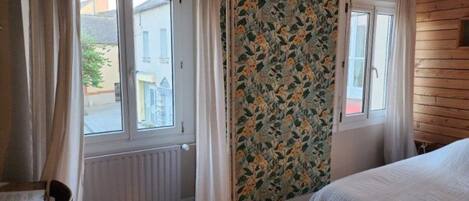 Tabla de planchar con plancha y wifi gratis