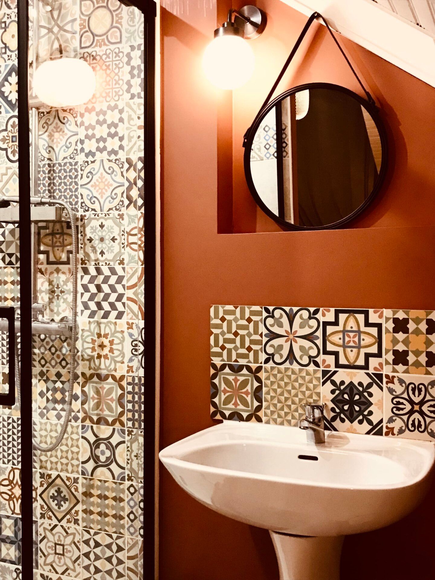 Klassieke kamer, uitzicht op de stad | Badkamer