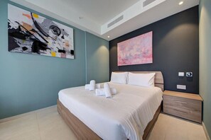 1 slaapkamer, een strijkplank/strijkijzer, reisbedje, wifi