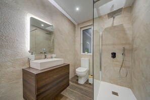 Hair dryer, towels