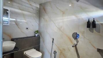 Comfort Double or Twin Room | Bathroom | Shower, towels, soap, shampoo