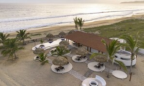 On the beach - Suite in Ixtapa with ocean view and swimming pool (Ixtapa Zihuatanejo)