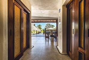 Interior - Beachfront apartment (Ixtapa Zihuatanejo)