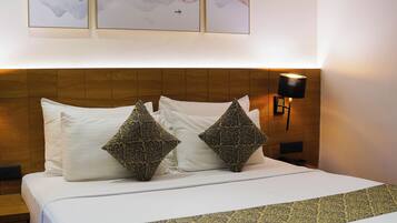 Habitación Deluxe doble | Ropa de cama de alta calidad y colchones viscoelásticos