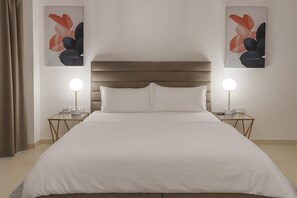 1 bedroom, iron/ironing board, Internet, bed sheets