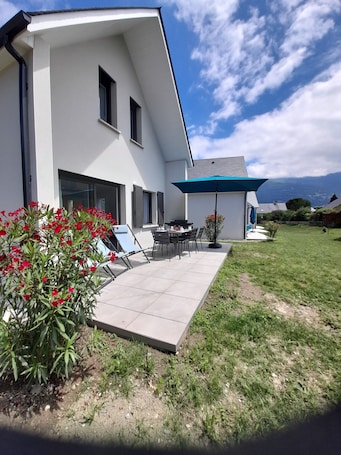 Exterior. Gîtes Fleurs des Pyrénées - Argelès-Gazost - Hautes-Pyrénées