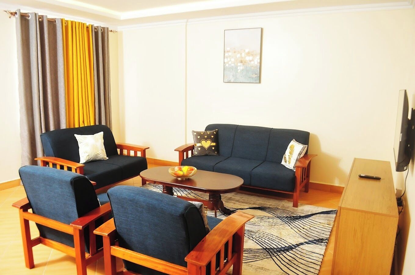 Family Apartment, City View | Living area