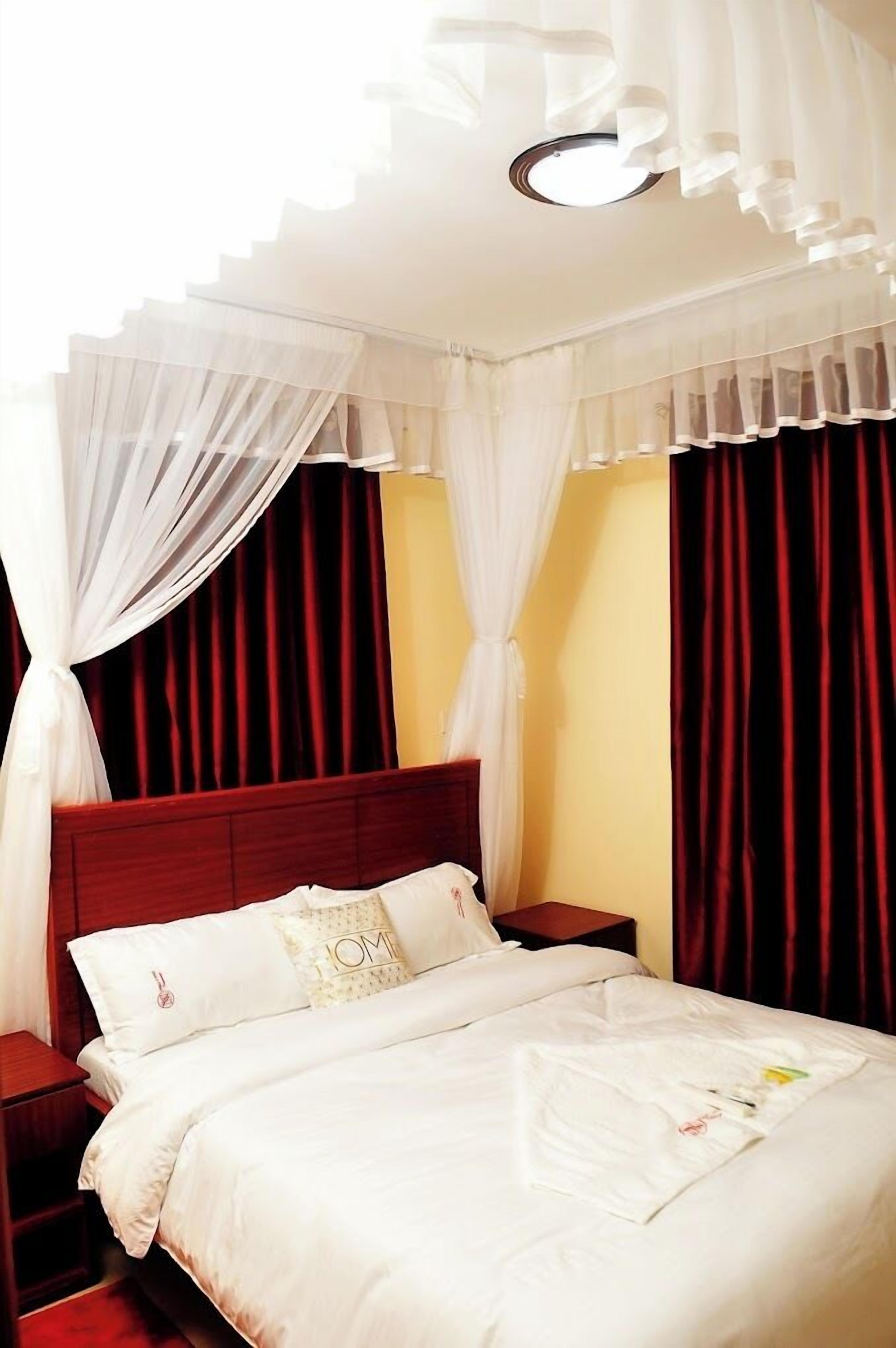 Deluxe-Apartment, Stadtblick | Individuell dekoriert, individuell eingerichtet, kostenloses WLAN