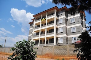 Exterior - Double N Suites Kakamega (Kakamega)