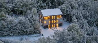 Sauna & Pool Table | Nordik Attitude