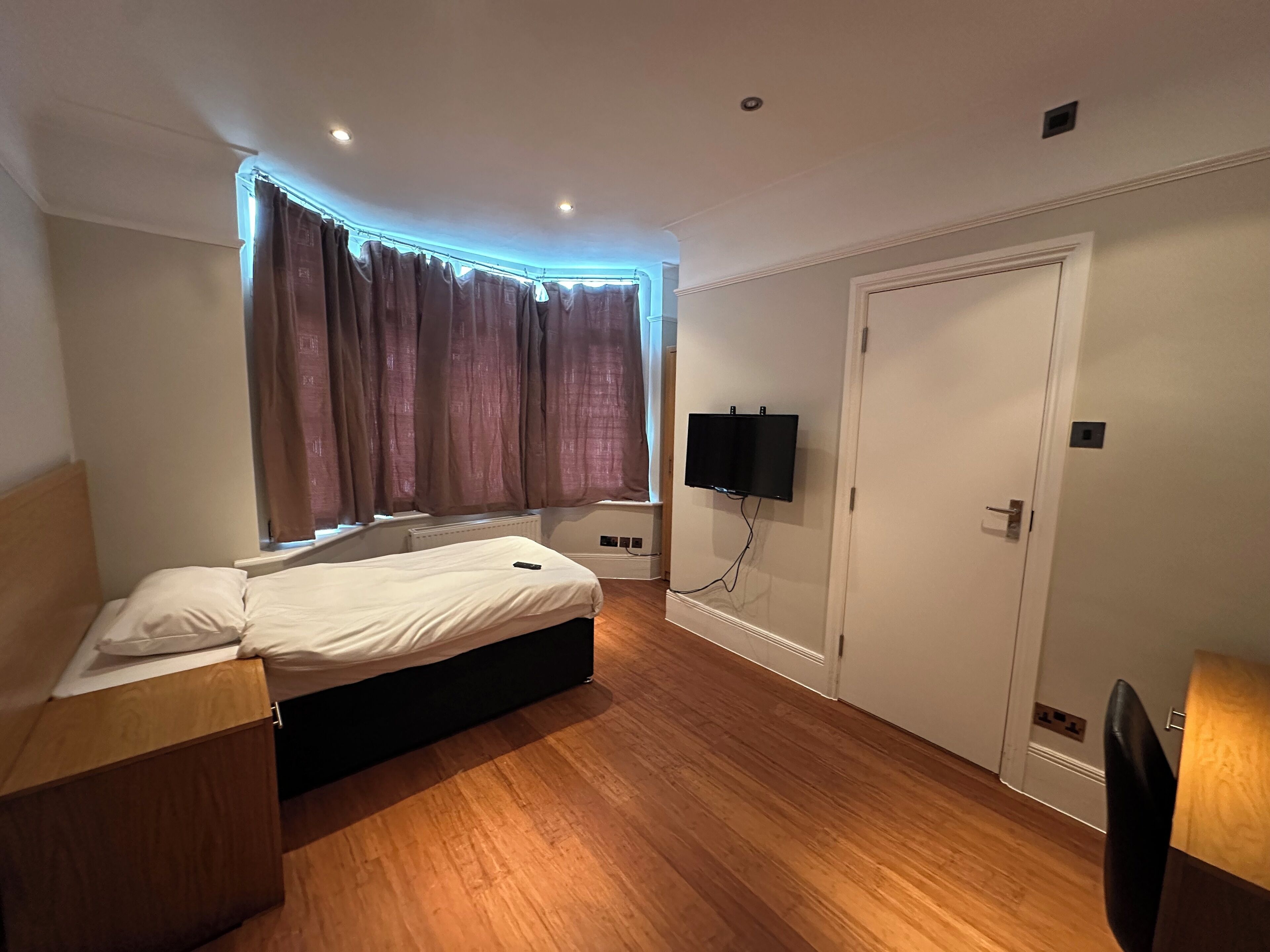 Desk, laptop workspace, soundproofing, iron/ironing board