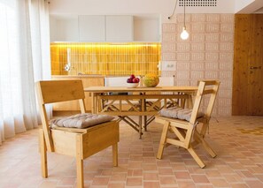 Estudio Confort, vista al puerto, frente al océano | Comedor