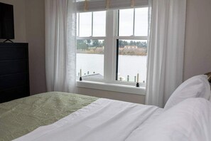 4 dormitorios, tabla de planchar con plancha, wifi y ropa de cama
