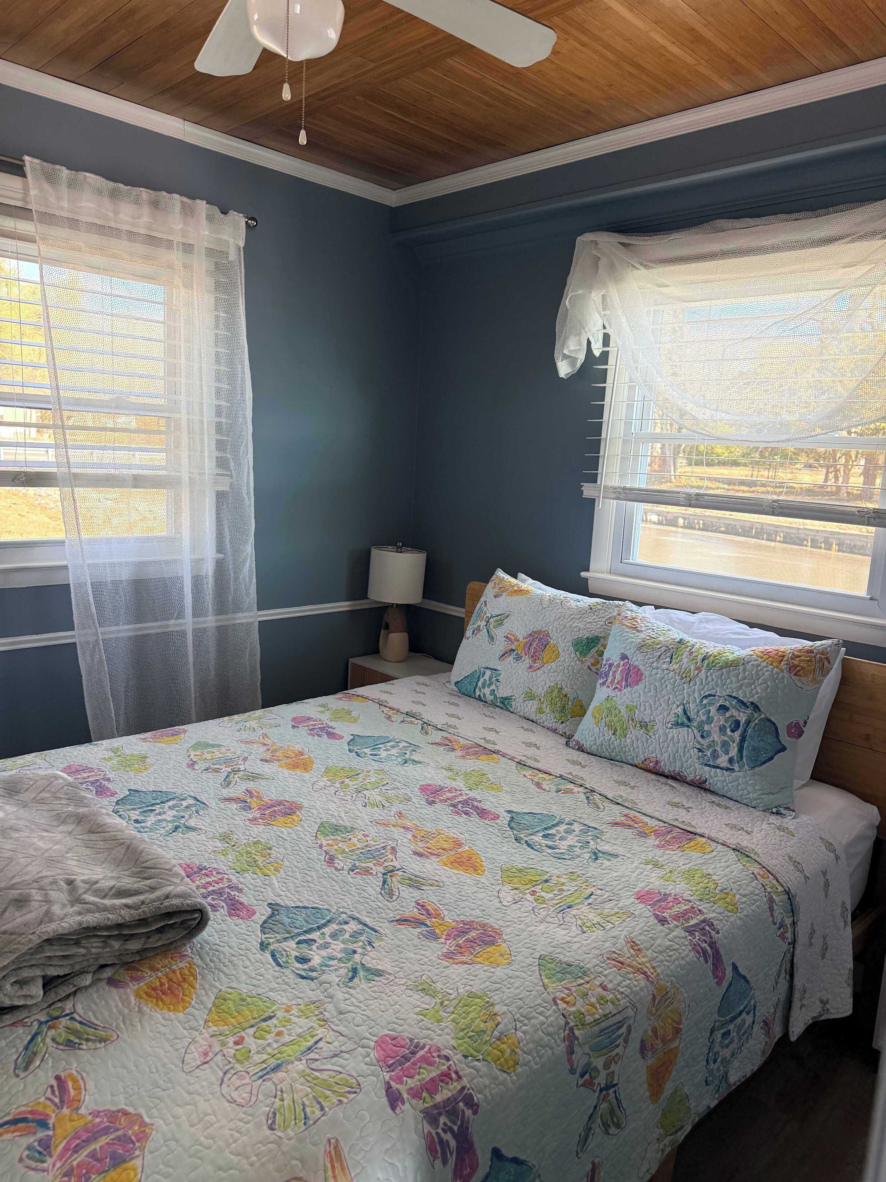 1 chambre, fer et planche à repasser, Wi-Fi, draps fournis
