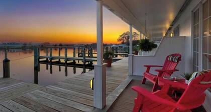 Inn on Turville Cottage, Sleeps 4, Waterfront