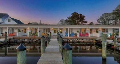 Inn on Turville Cottage, Sleeps 4, Waterfront
