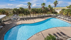 Piscina coperta, una piscina riscaldata