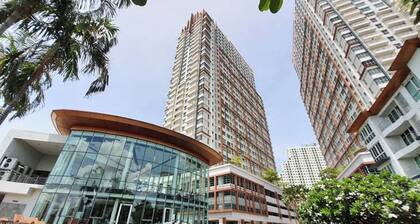 Riverview Condo Near Icon Siam Hi Speed Internet