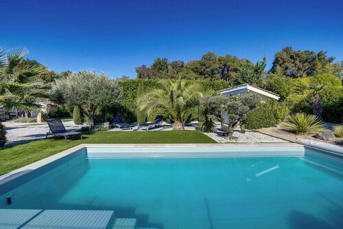 Gîte des Coteaux - Maison familiale avec piscine