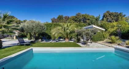 Gîte des Coteaux - Maison familiale avec piscine